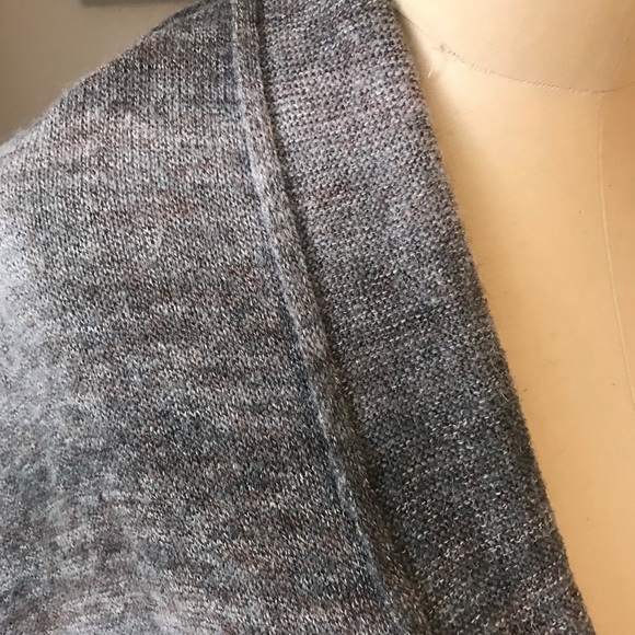 Sweater in beautiful shades of brown and greys. - Picture 2 of 4